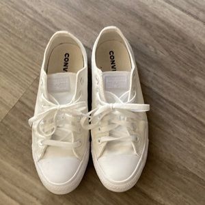 White converse all stars